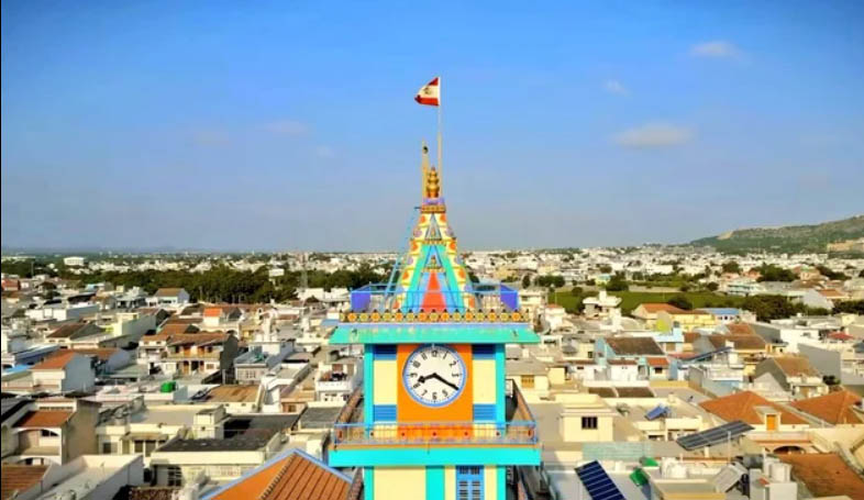 Richest Village Madhapar