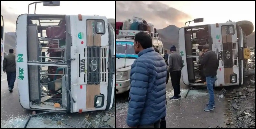 Bus Accident- देवप्रयाग में अनियंत्रित होकर पलटी रोडवेज बस, 8 यात्री घायल