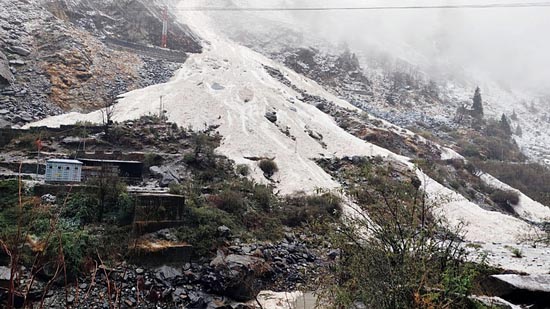 Uttarakhand Weather Update- उत्तराखंड में हल्की बारिश और बर्फबारी की संभावना