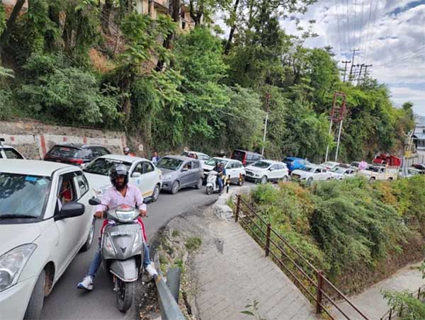 Mussoorie Traffic Jam