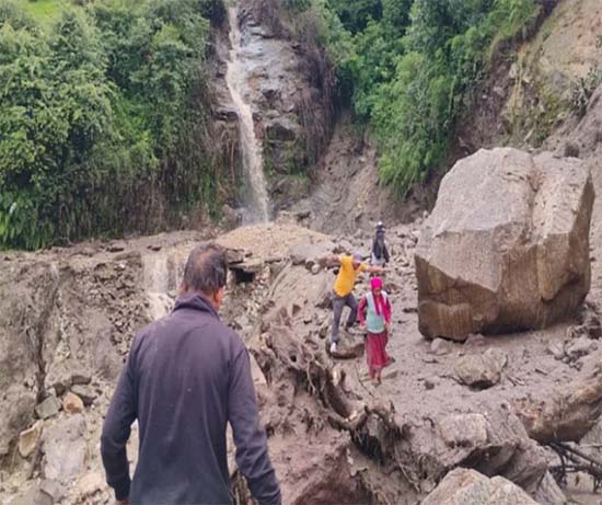 Uttarkashi Cloudburst Tragedy- जागे तो बच गए, सोते रह गए तो बह गए