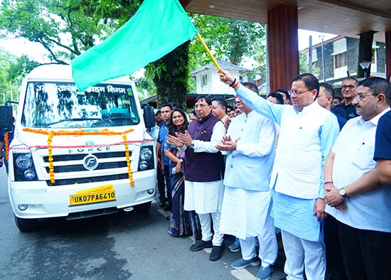 20 AC Tempo Travelers- उत्तराखंड में परिवहन सुविधा को नया आयाम