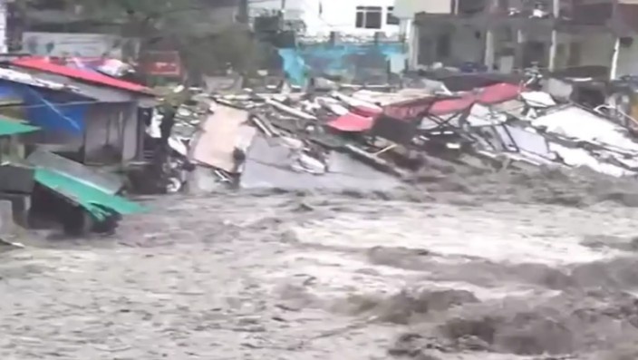Cloudbrust Dehradun- बादल फटने से नदियाँ उफनीं, जान-माल का भारी नुकसान