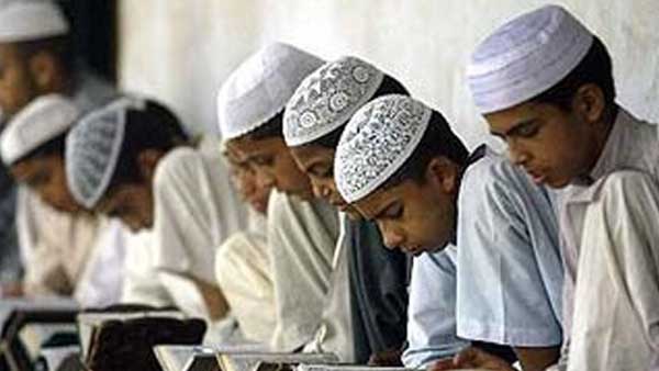 Uttarakhand Madrasas- अब धार्मिक शिक्षा के लिए भी मान्यता जरूरी