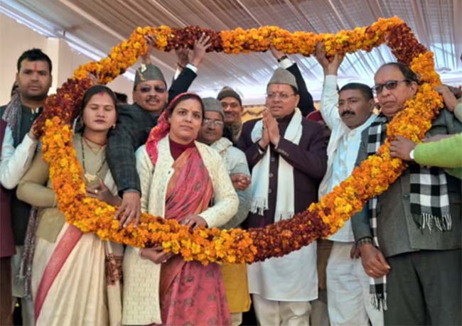 Bund Vikas Mela- हस्तशिल्प को मिलेगा नया बाज़ार, बंड मेले में सीएम धामी