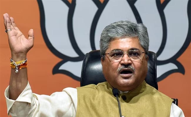 Ankita Murder Case- सुरेश राठौर और उर्मिला सनावर पर दुष्यंत गौतम का पलटवार