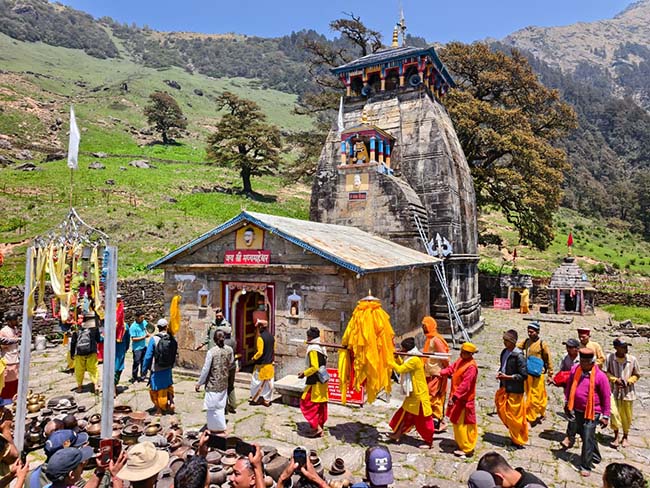 Madhyamaheshwar Mandir