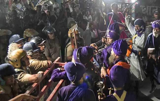 Nihang Sikhs Dehradun