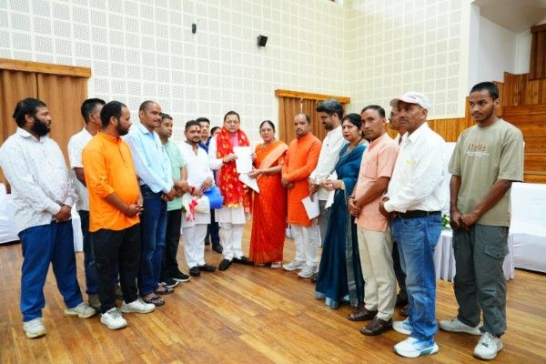 CM Dhami Jansunwai